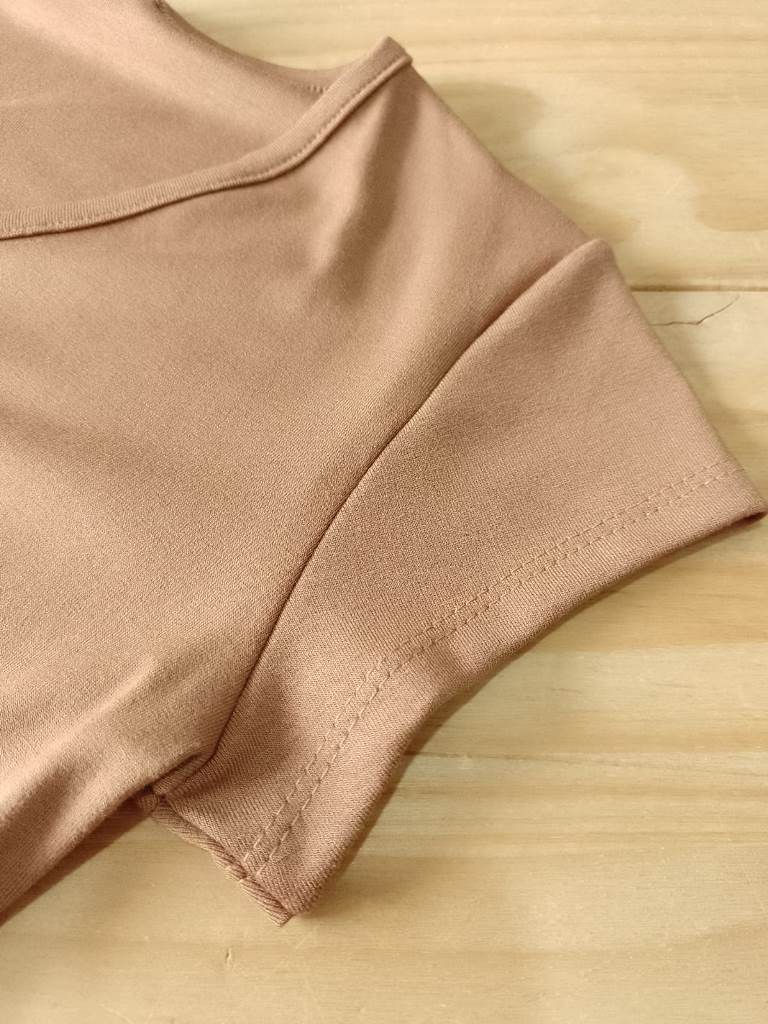 Remera Dama M/C Jersey escote V T3 a T5