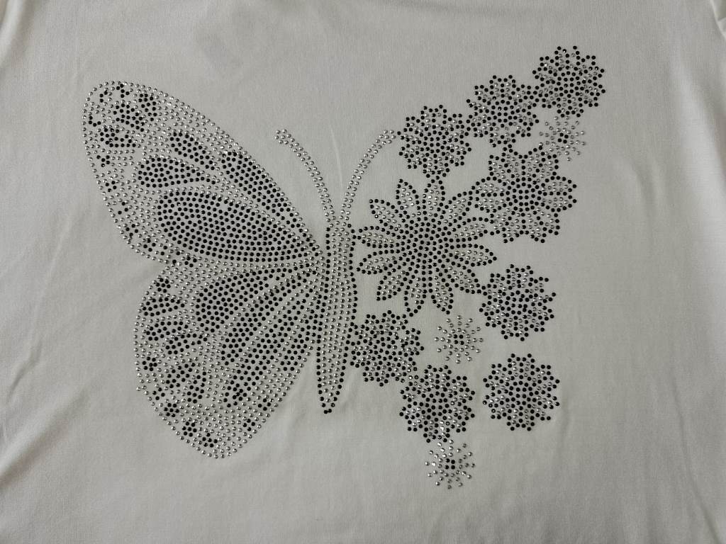 Remera Dama con detalles de BRILLO T3 a T8