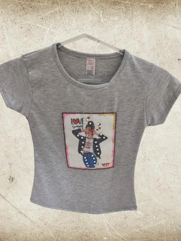 Remera Nena M/C Algodon con aplique import T4 a T16