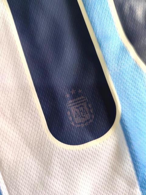 Camiseta Argentina logos bordados y vinilo T1 a T5